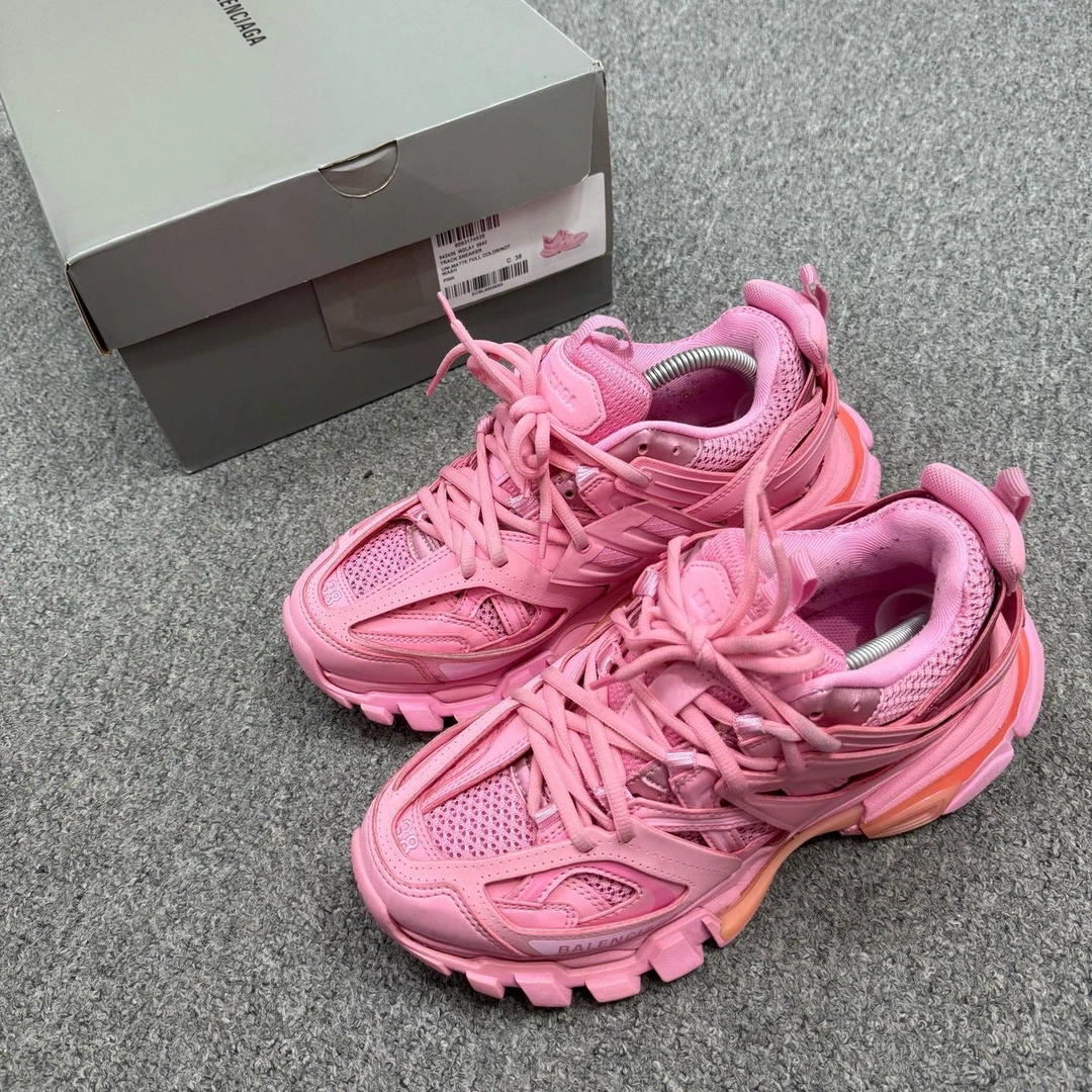 99新 Balenciaga/巴黎世家 14172761寄卖 Track粉色鞋 38码