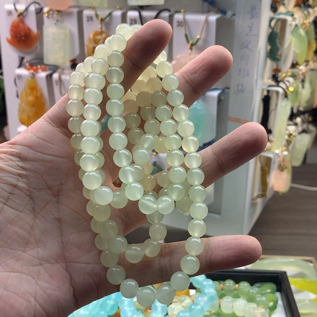 【闪购商品】蛇纹石玉颈饰未镶嵌