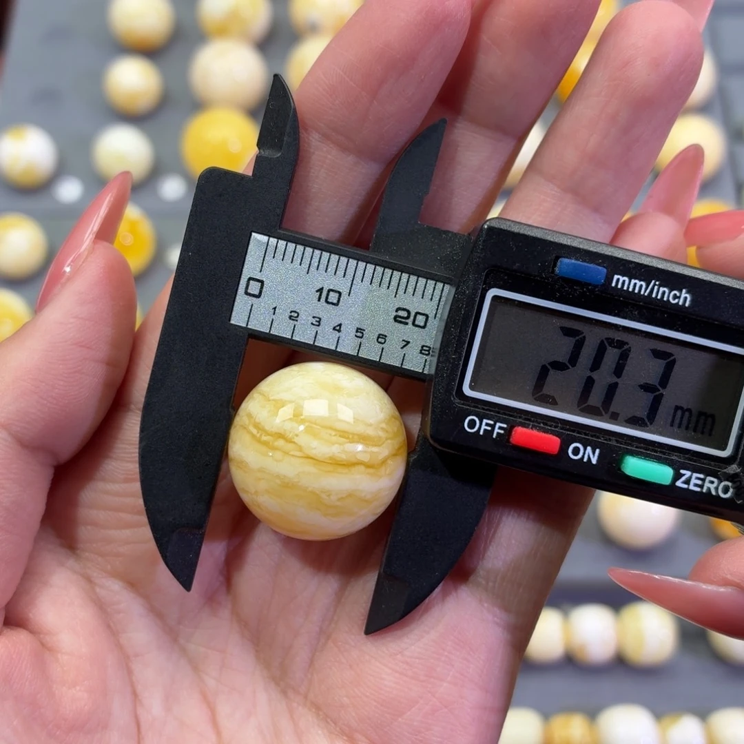 琥珀未镶嵌裸石圆珠