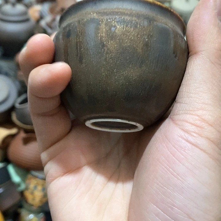 瓷片然后又要在朋友圈翻朋友圈看到一个