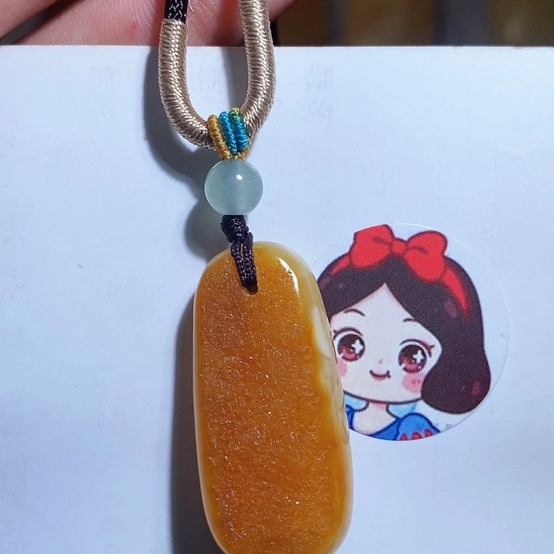 未镶嵌琥珀珠宝奇石