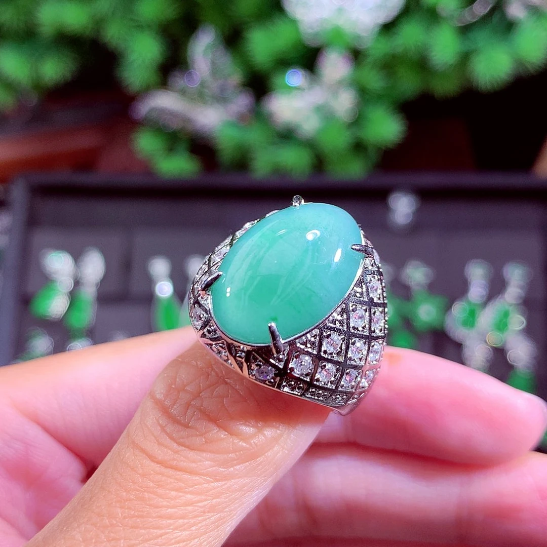 颈饰未镶嵌翡翠天然