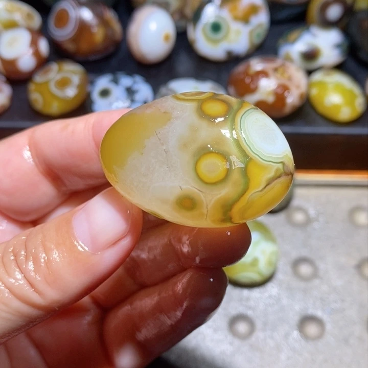 未镶嵌玛瑙/玉髓珠宝半成品106