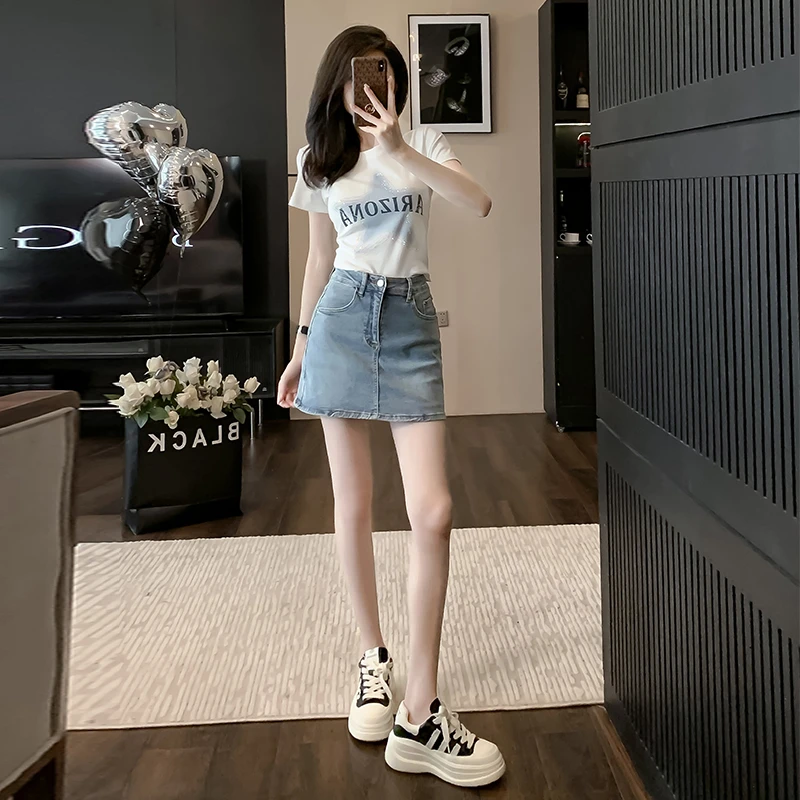 小个子穿搭一整套活泼减龄印花T恤高腰牛仔半身裙短裙两件套女夏