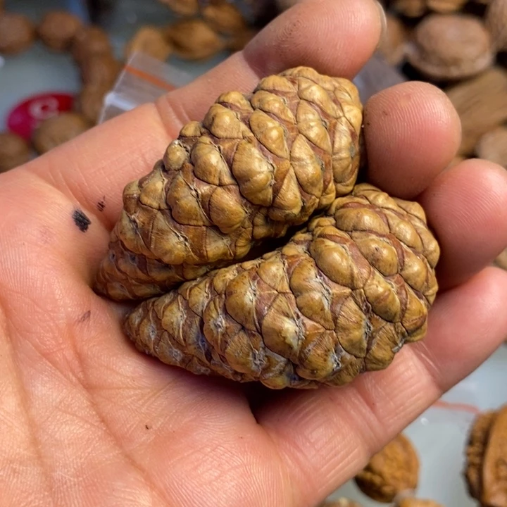 桃核吊坠拿姐工艺60