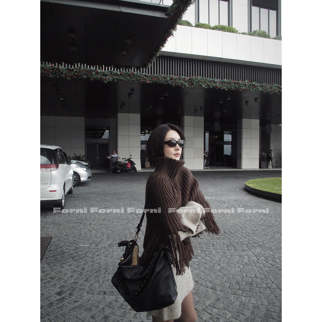 FORNI 魔法斗篷 含羊毛毛线流苏针织高领斗篷披肩