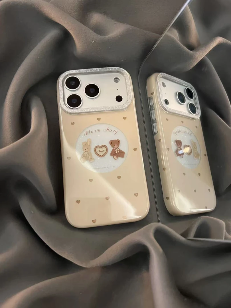 细闪镂空奶茶色爱心小熊手机壳适用于苹果17promax/16秋冬韩系
