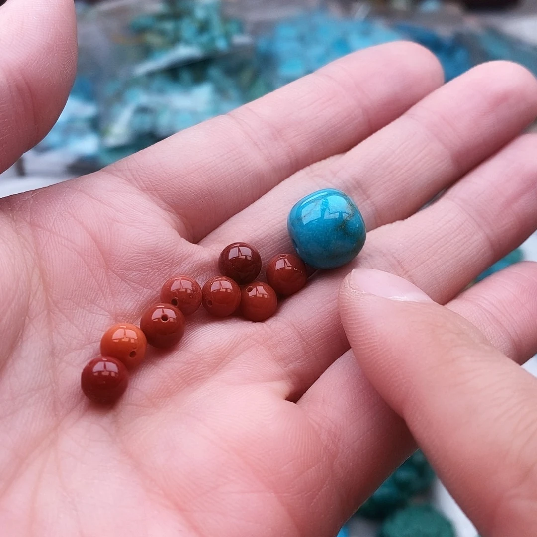 南红玛瑙未镶嵌珠宝奇石