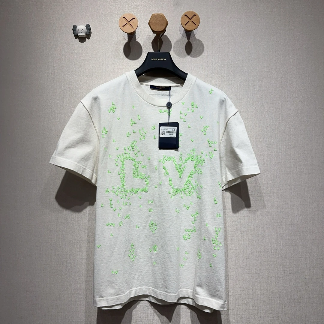 未使用 LouisVuitton/路易威登 白色满天星飞机刺绣短袖/XL码