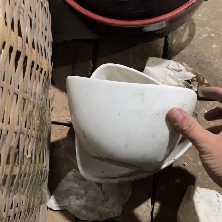 陶瓷碗盘子砂锅都有