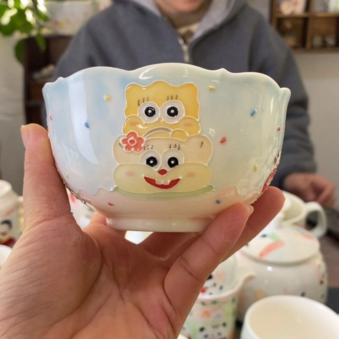 v***o瓷片景德镇釉下彩手绘绣球