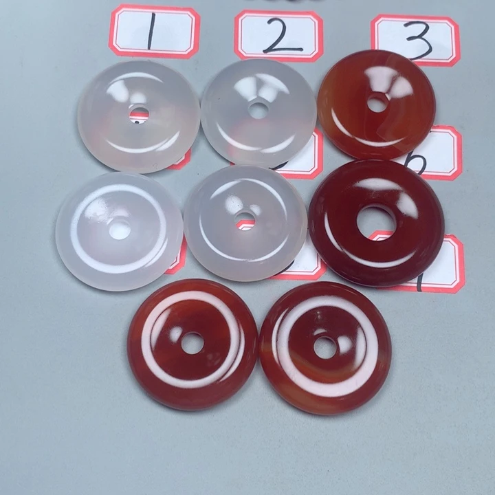 未镶嵌颈饰玛瑙/玉髓未*