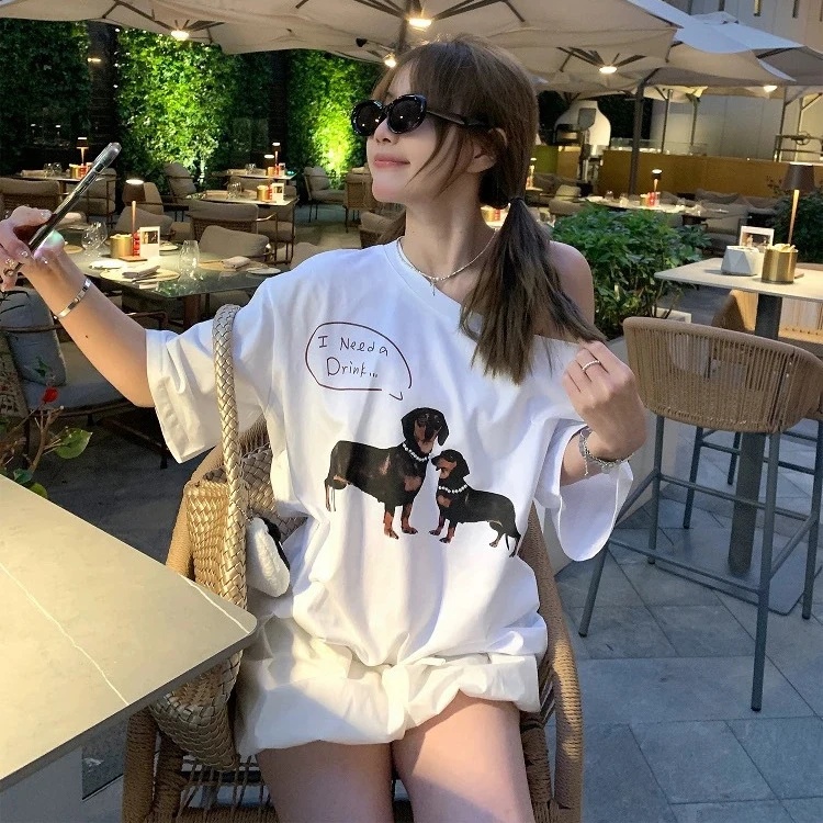 25春夏Jennie同款珍珠项链腊肠狗印花斜开肩T恤短袖上衣女新款