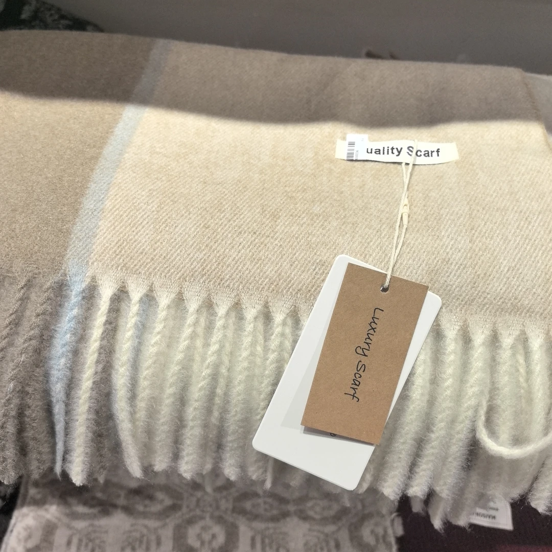 婷宝好物推荐多链接女极简风英伦格子常规款通用围巾白色灰色冬季