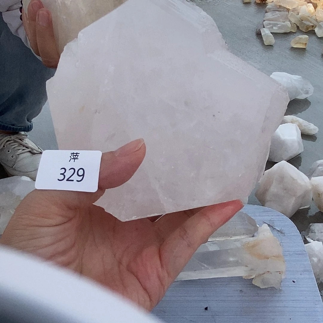未镶嵌水晶大型摆件(非配饰)