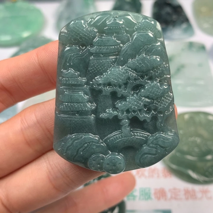 翡翠未镶嵌颈饰翡翠