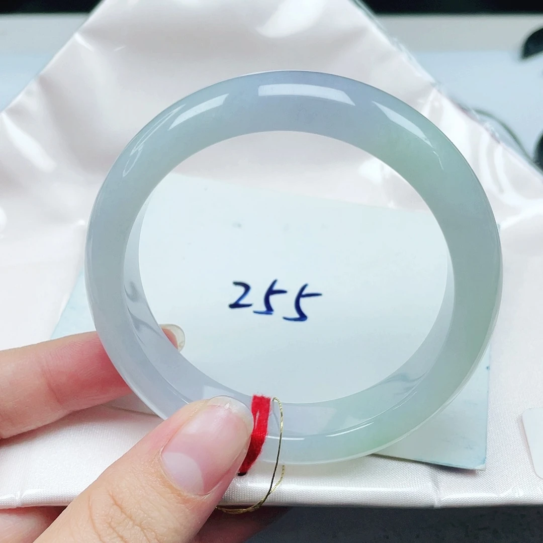 翡翠未镶嵌手镯正圈53.6