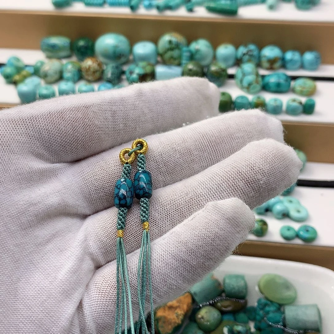 绿松石未镶嵌挂件