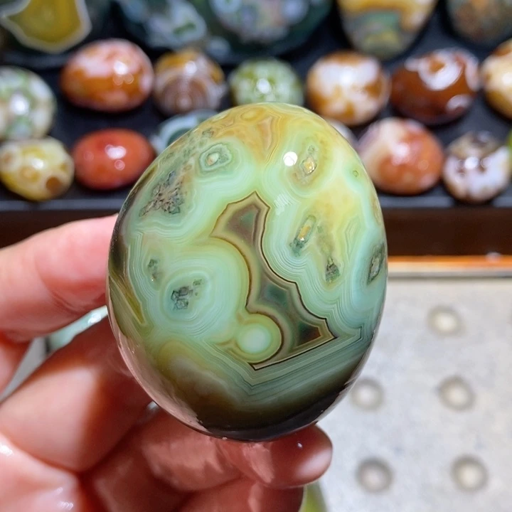 未镶嵌玛瑙/玉髓珠宝半成品60