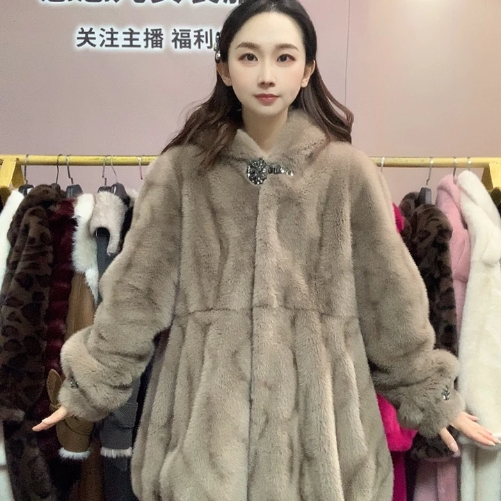 奶咖色经典6浪外套