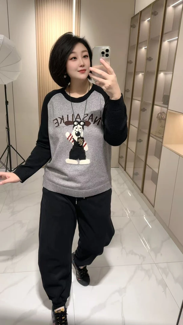 【聪姐推荐】8612新款减龄拼色卡通图案圆领针织衫（衣长69，胸围120）