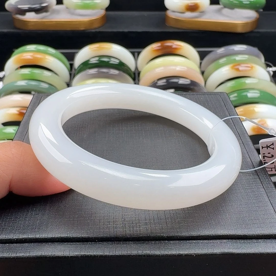 和田玉手镯未镶嵌上新羊脂白55.8