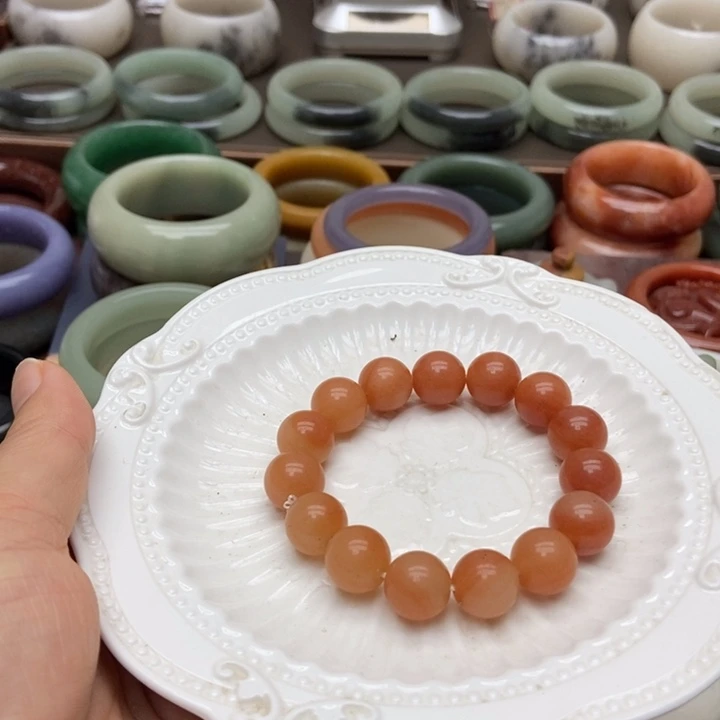 石英质玉未镶嵌手镯