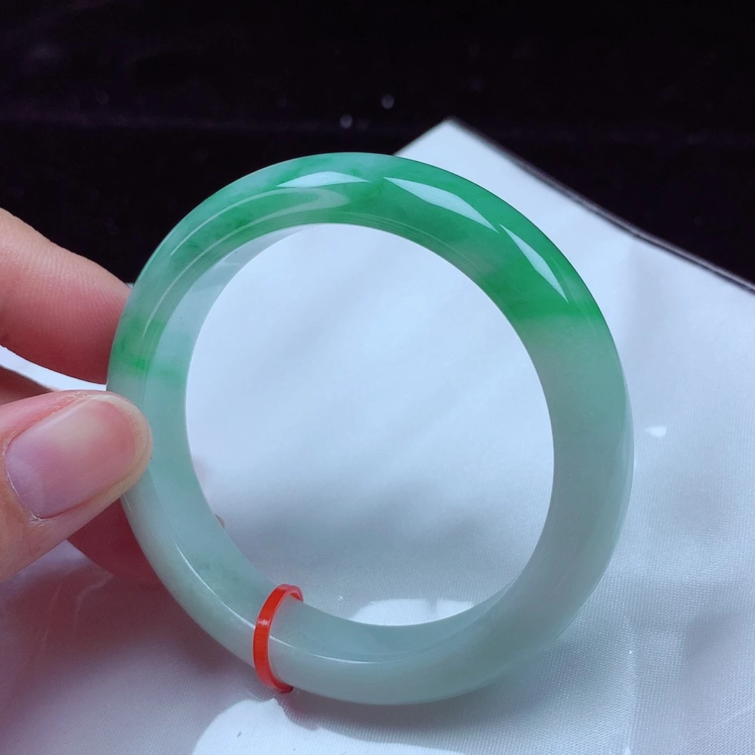 翡翠未镶嵌手镯53圈