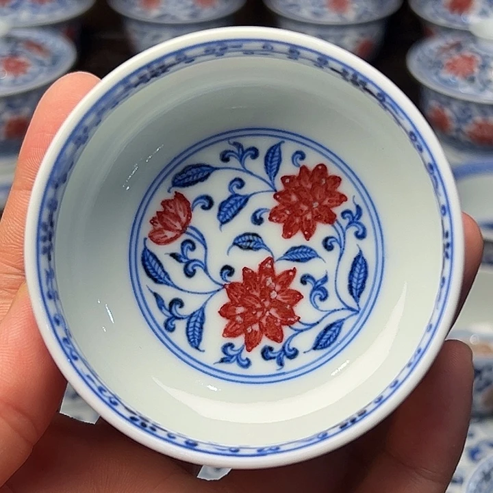 瓷片?*Z青花釉里红炉式杯微瑕