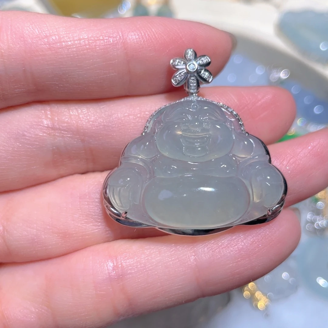 翡翠颈饰18K金镶嵌翡翠