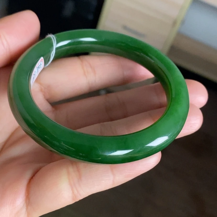 【闪购商品】未镶嵌手镯和田玉（碧玉）