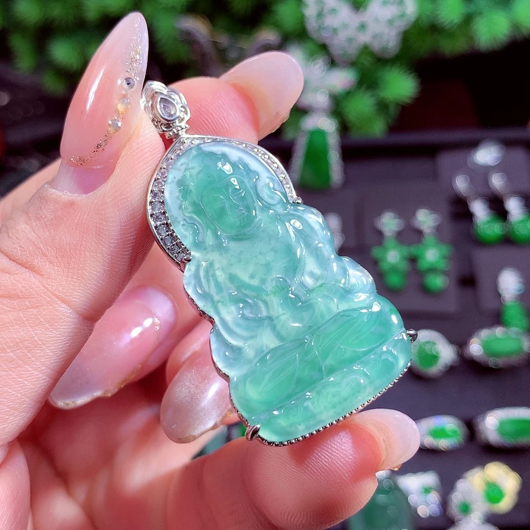 颈饰未镶嵌翡翠天然