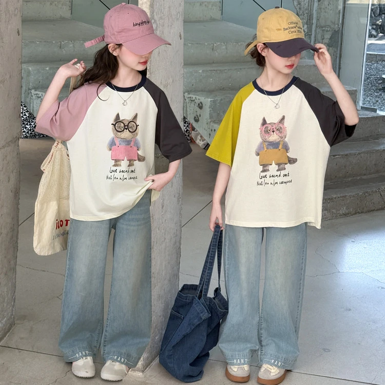 女童夏季中大童 2025女孩休闲宽松韩版拼接撞色小猫T恤牛仔裤套装
