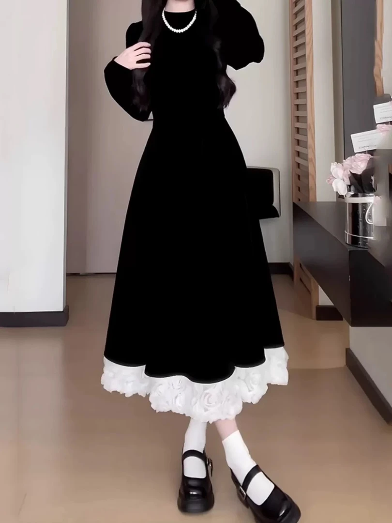 法式赫本风圆领平绒拼接玫瑰花连衣裙女秋冬季收腰显瘦裙子