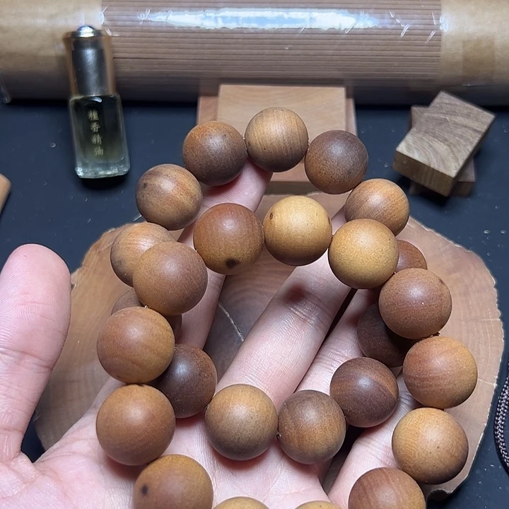 檀香木1.8*13黑肉横纹微瑕