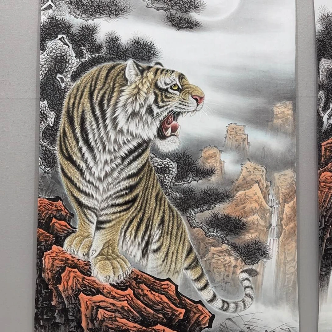 人***海国画精品工笔上山虎贾敏