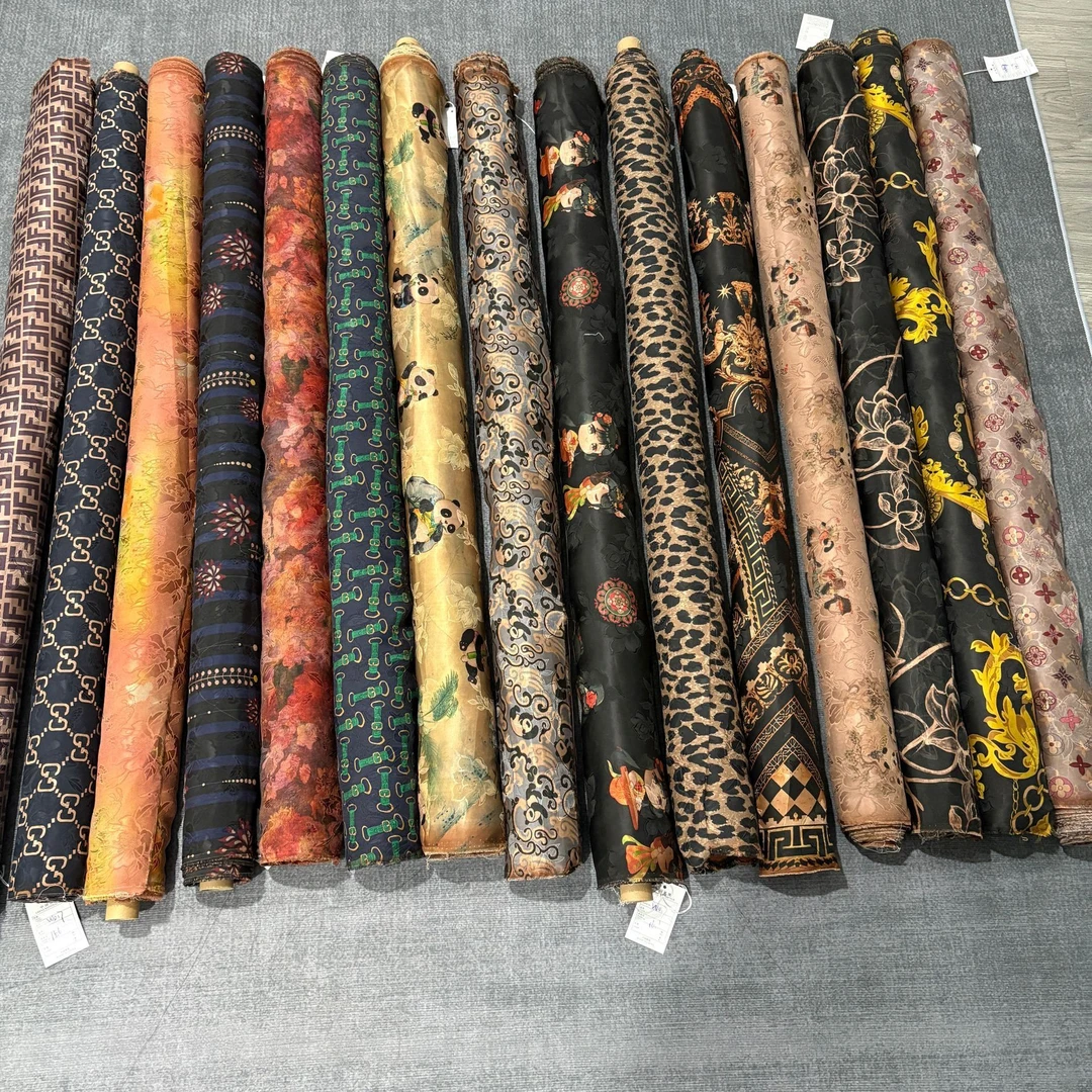 香云纱提花透孔花萝红云纱服装面料新中式布料桑蚕丝直播