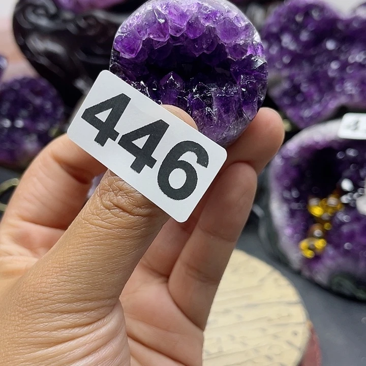 未镶嵌水晶大型摆件（非配饰）