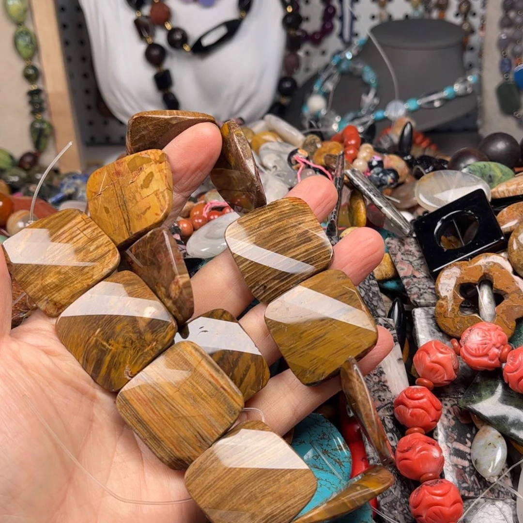 石英质玉珠宝奇石未镶嵌图