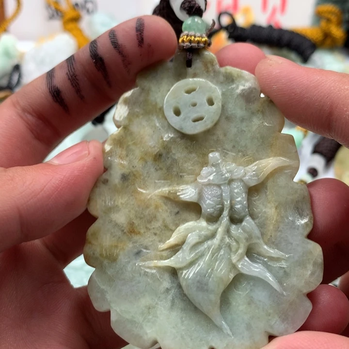 翡翠未镶嵌颈饰保真天然a货翡翠