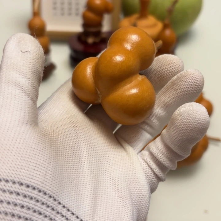 C***酱天然手捻老皮葫芦