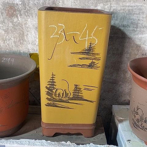 紫砂中国宜兴紫砂花盆＂