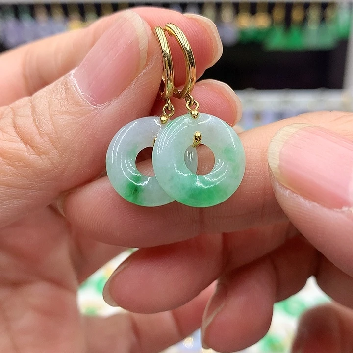 翡翠18K金镶嵌耳饰