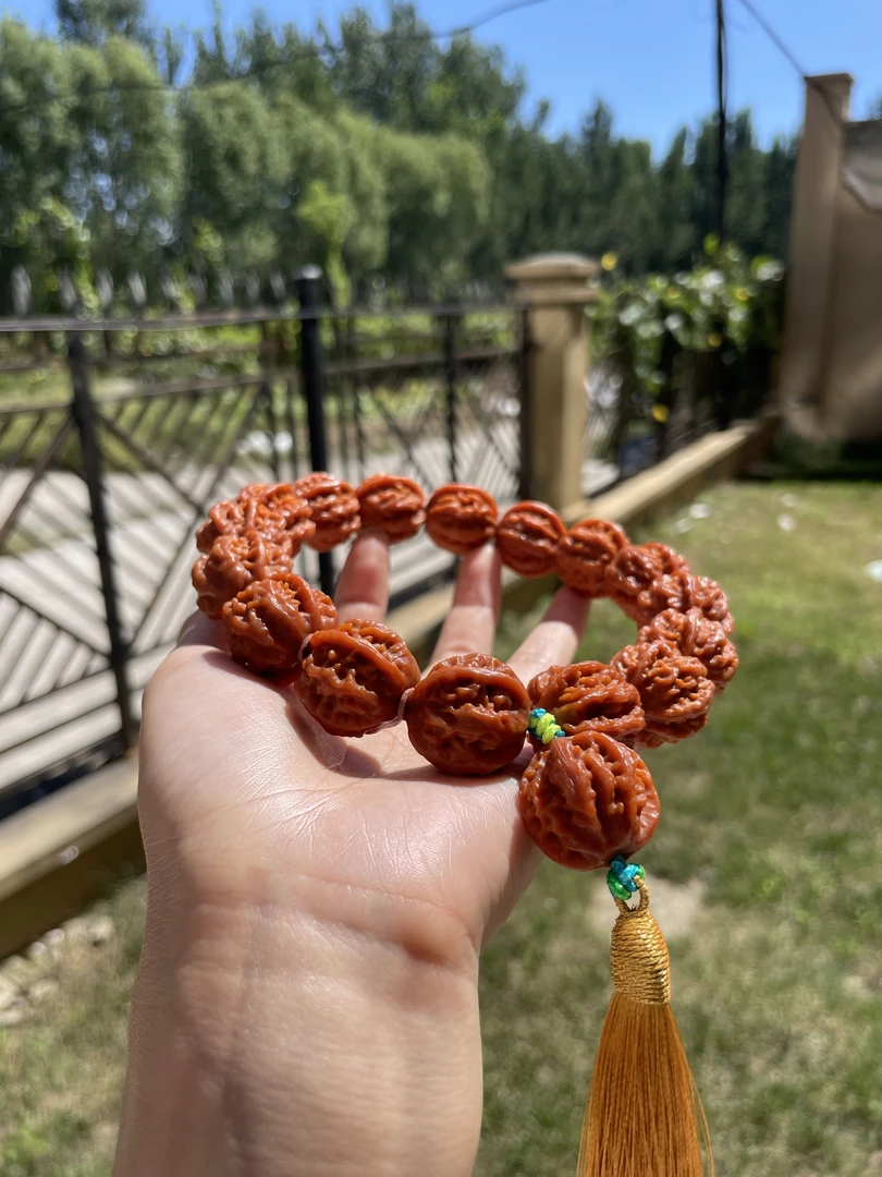 火焰龙脊背24左右京八棱文玩核桃手持