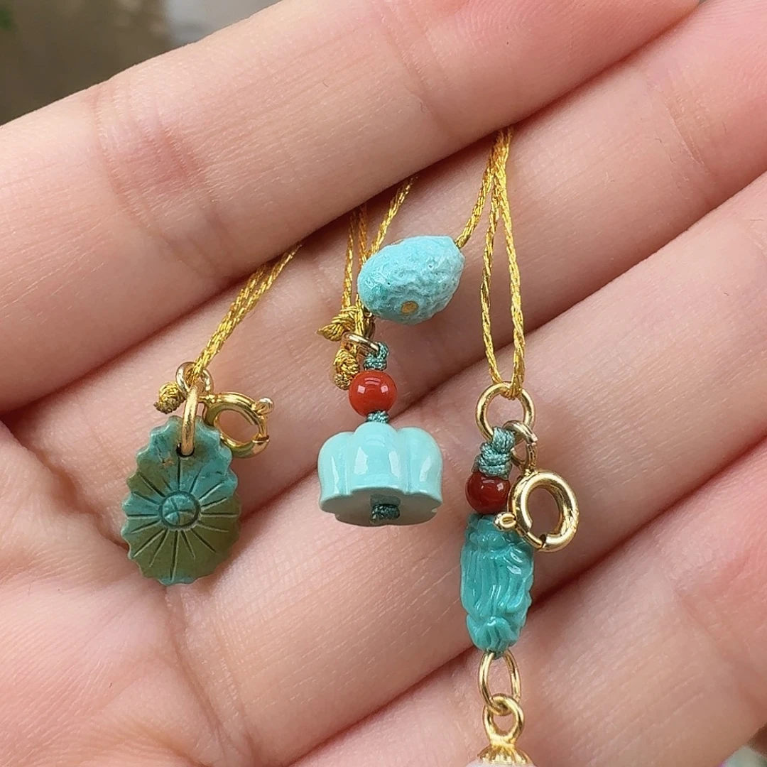 绿松石未镶嵌珠宝奇石