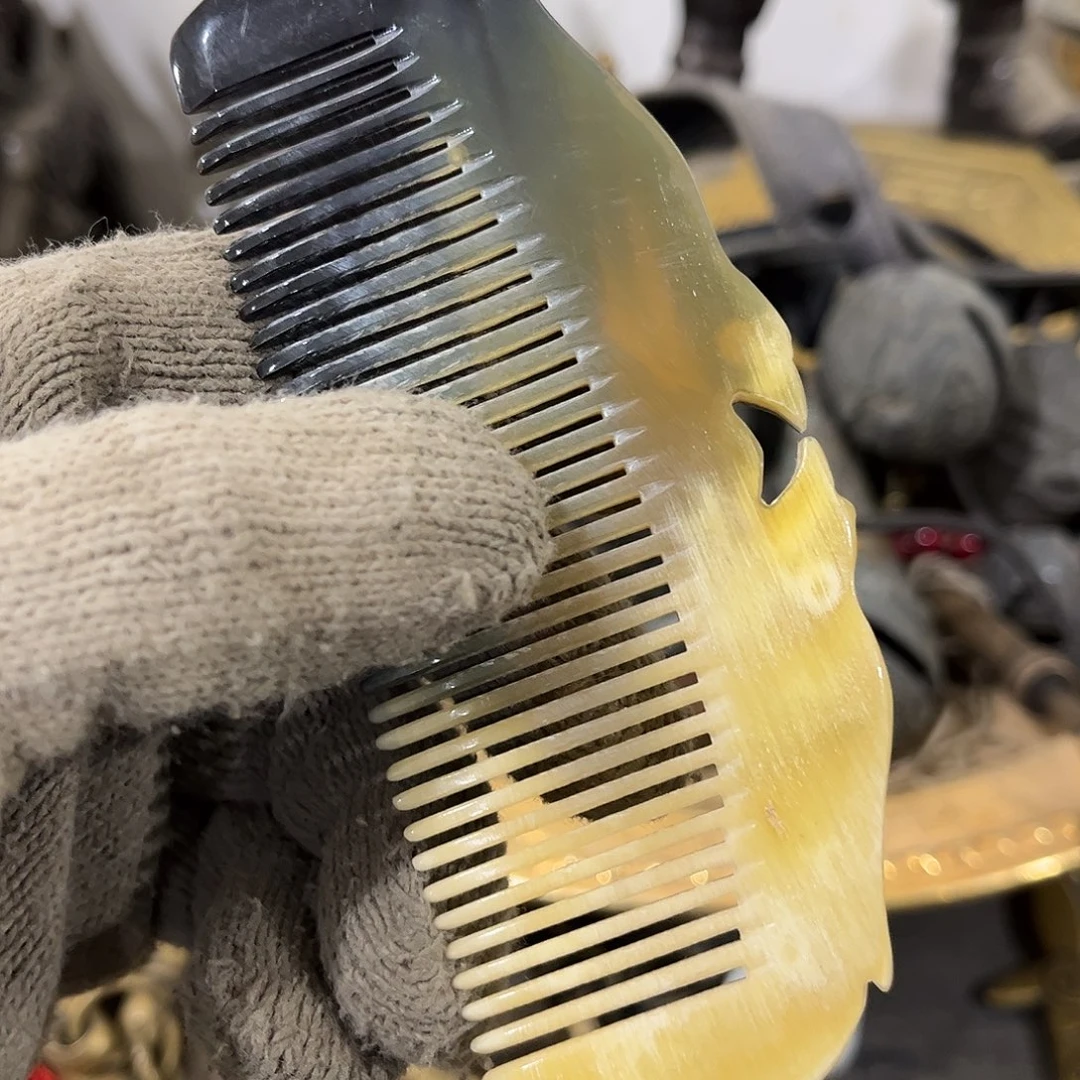 大***u闪电购铜摆件工艺品