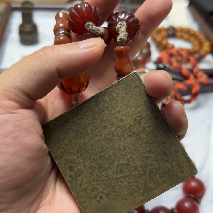 旅***者如图所示闪购闪购闪购