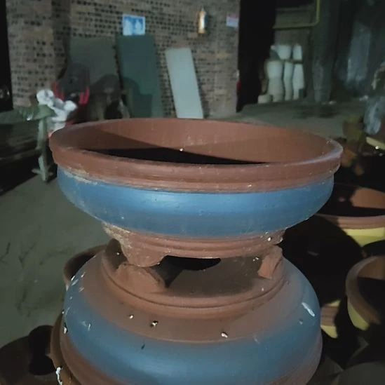 三脚大肚高13口径32兰两个