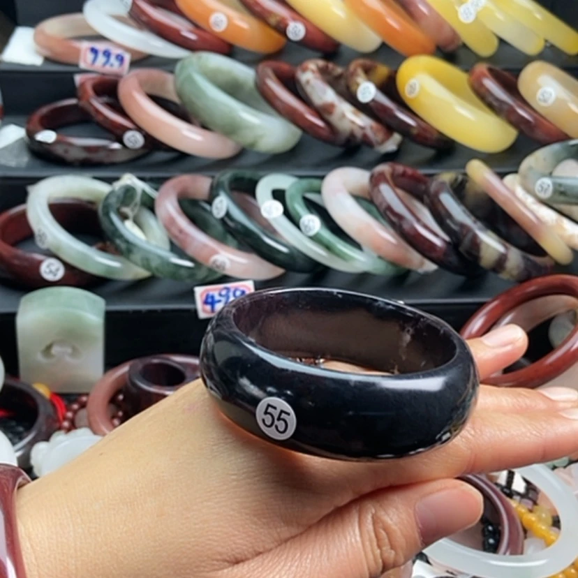 【闪购商品】石英质玉手镯未镶嵌