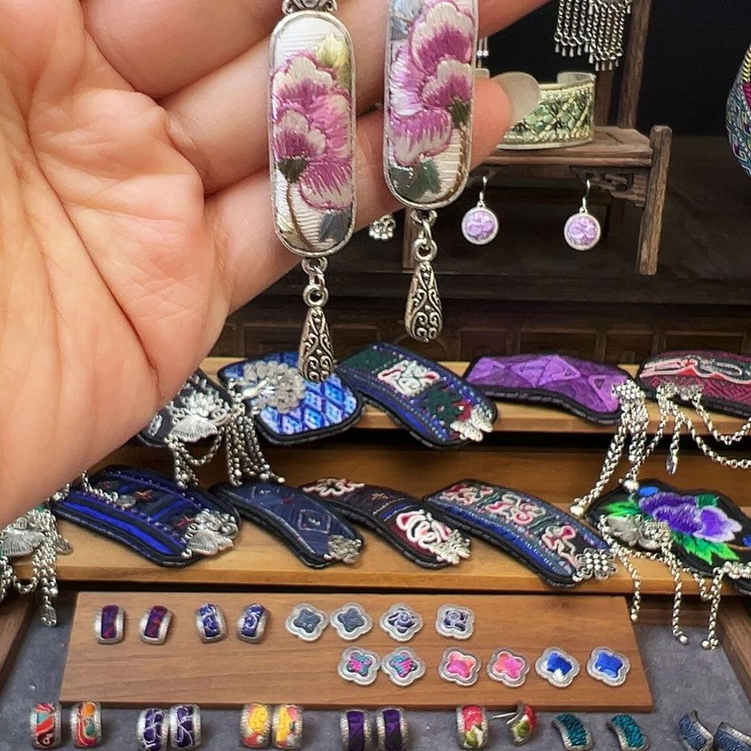 织绣手工刺绣工艺品